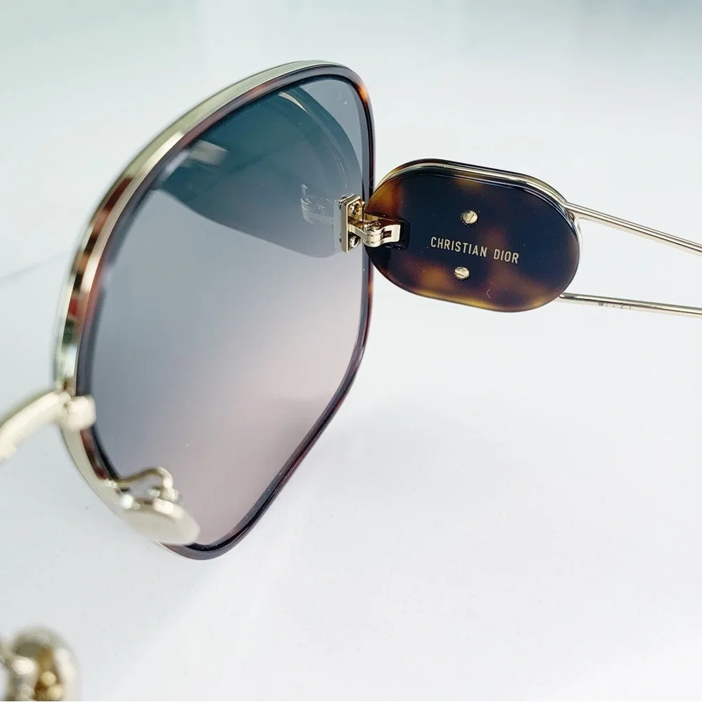 🕶️ Christian Dior Diorbobby Square Metal-Acetate Sunglasses - Picture 5 of 9